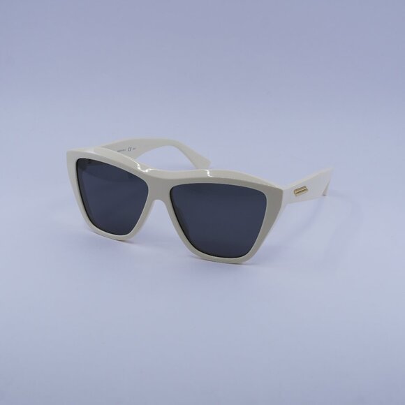Bottega Veneta BV1092S 003 Sunglasses Ivory Cat Eye Frame, Grey Lenses